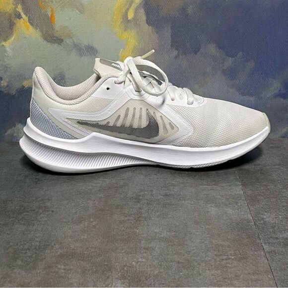 Nike Downshifter 10 CI9984-100 Women's White/Metallic Silver Running Shoe Size 7 - Picture 14 of 16